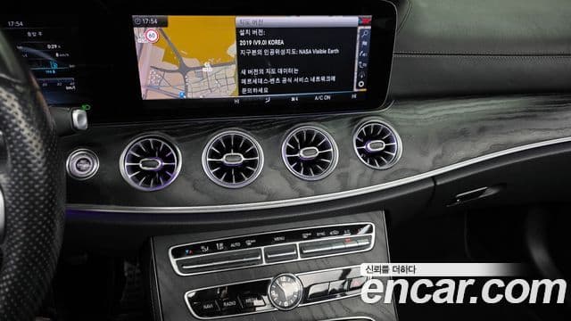 Mercedes-Benz E-класс W213 E220d кабриолет, 2020 14