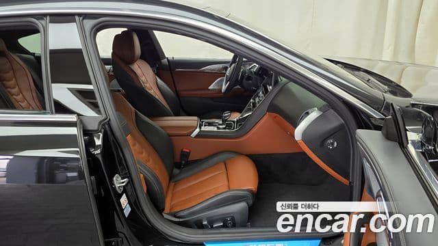 BMW 8시리즈 (G15) M850i xDrive Gran Coupe, 2023 11