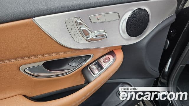 Mercedes-Benz C-класс W205 C200 купе, 2020 14