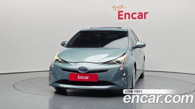 Toyota 프리우스 4세대 1.8 S, 2016 3