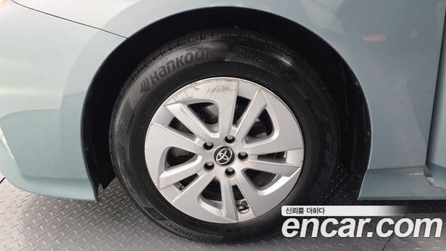 Toyota 프리우스 4세대 1.8 S, 2016 все фото