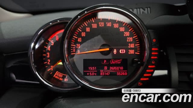 Mini Cooper D 3세대, 2016 8