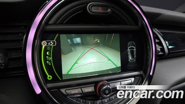 Mini Cooper D 3세대, 2016 15