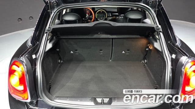 Mini Cooper D 3세대, 2016 20