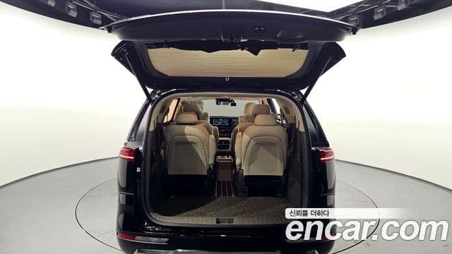 Kia Carnival 4세대 бензин 9인승 High Limousine(компания по спецнадстройкам), 2023 20