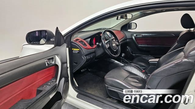Kia Forte купе Prestige, 2013 11