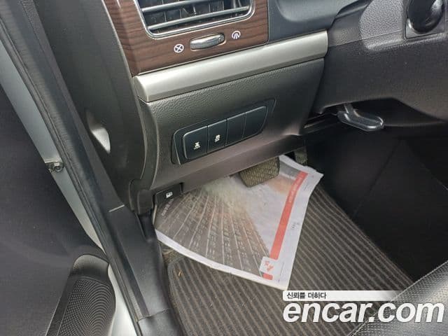 KG모빌리티(SsangYong) Korando C Luxury, 2012 8