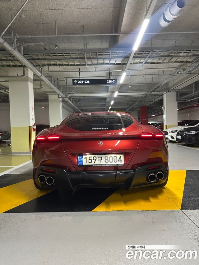 Ferrari 로마, 2022 все фото