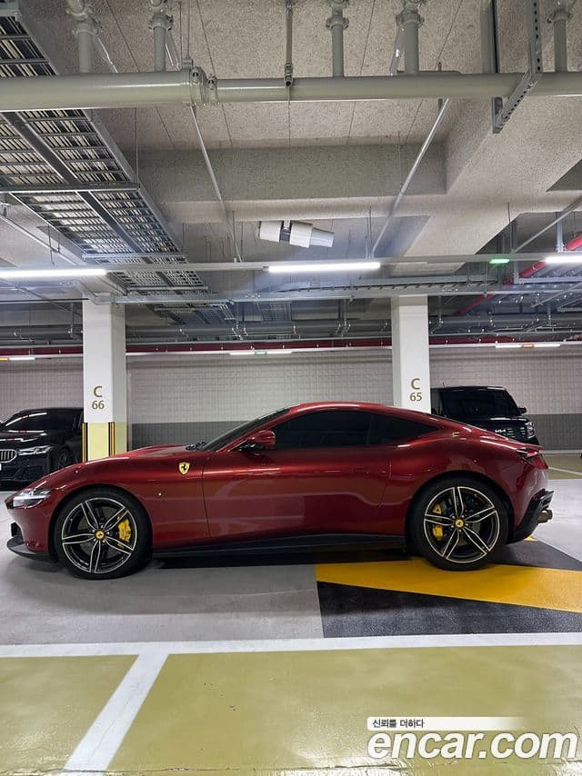 Ferrari 로마, 2022 17