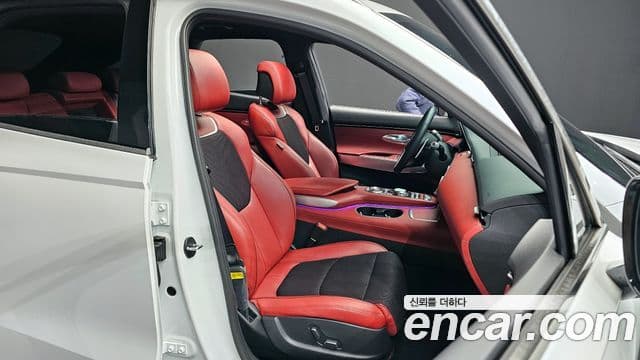 Genesis GV70, 2022 12