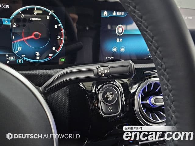 Mercedes-Benz A-класс W177 A220 седан, 2021 9