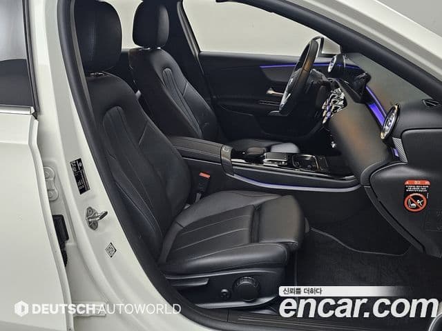 Mercedes-Benz A-класс W177 A220 седан, 2021 10