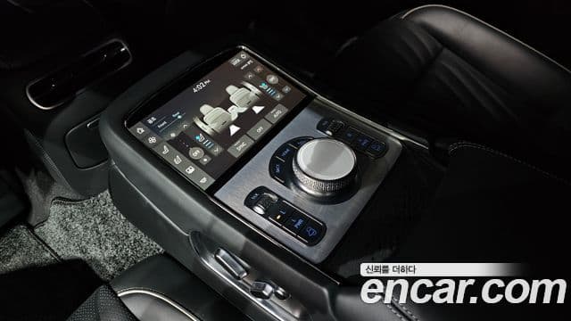 Genesis G90 (RS4) бензин 3.5 турбо AWD, 2022 19