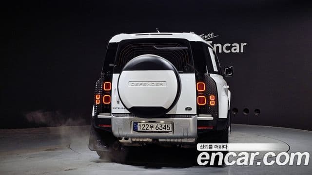 Land Rover Defender (L663) 110 D250 SE, 2023 4