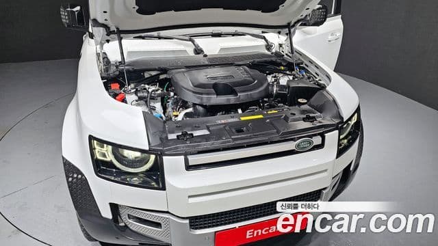 Land Rover Defender (L663) 110 D250 SE, 2023 6