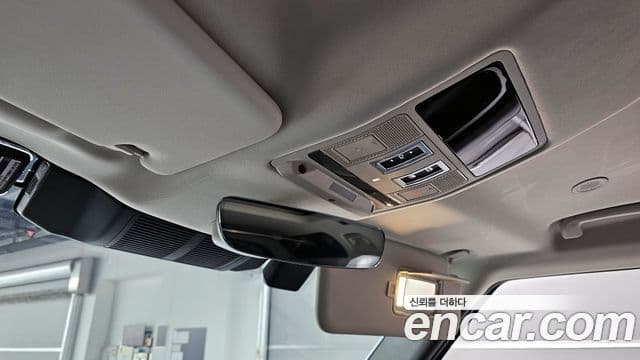 Land Rover Defender (L663) 110 D250 SE, 2023 17