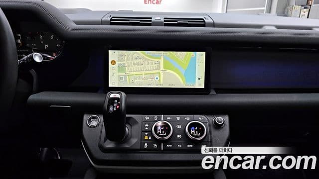 Land Rover Defender (L663) 110 D250 SE, 2023 19