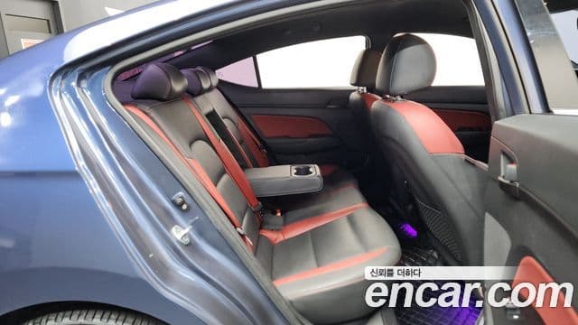 Hyundai Avante AD 1.6 турбо Sport, 2017 12