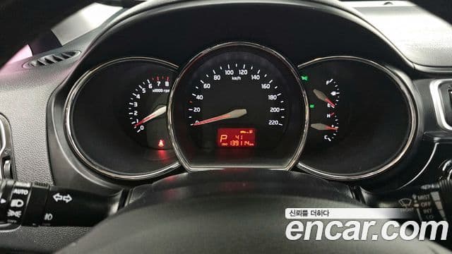 Kia The / новый New Pride Luxury, 2016 8