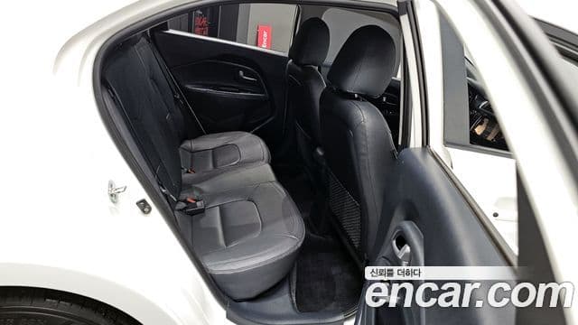 Kia The / новый New Pride Luxury, 2016 12