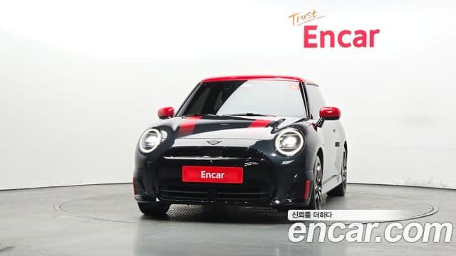 Mini Cooper Электрический (Electric) 4세대 JCW, 2025 3