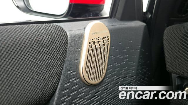 Mini Cooper Электрический (Electric) 4세대 JCW, 2025 18