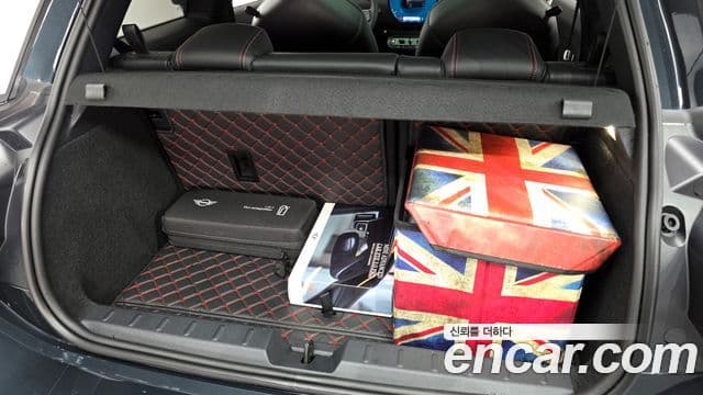 Mini Cooper Электрический (Electric) 4세대 JCW, 2025 20