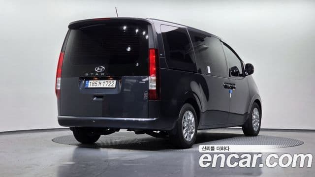Hyundai Staria Modern, 2023 2