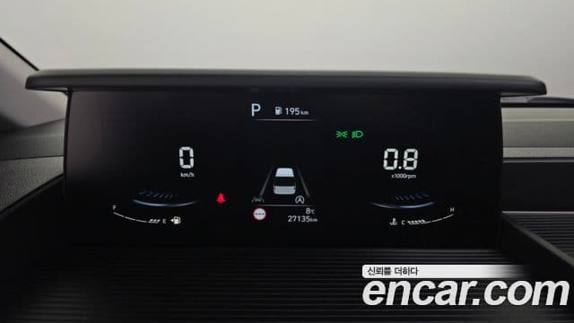 Hyundai Staria Modern, 2023 8