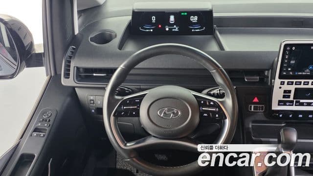 Hyundai Staria Modern, 2023 13