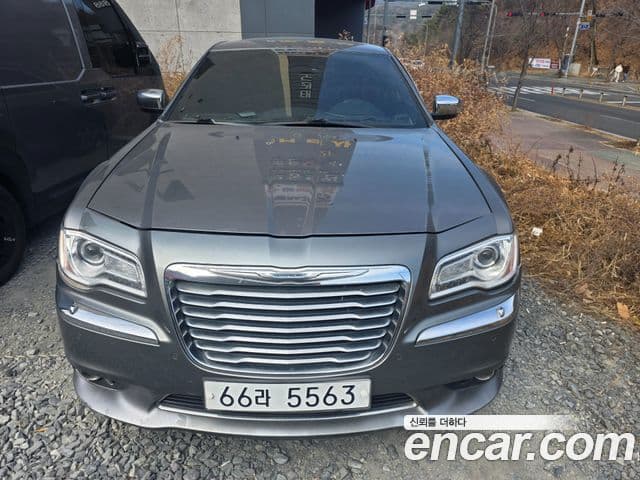 크라이슬러 The / новый New 300C, 2012 1
