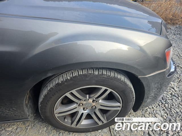 크라이슬러 The / новый New 300C, 2012 8