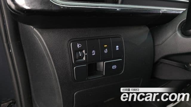 Hyundai Staria Prestige, 2022 14