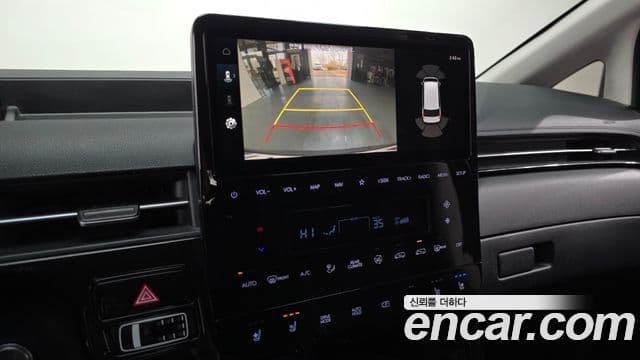 Hyundai Staria Prestige, 2022 16