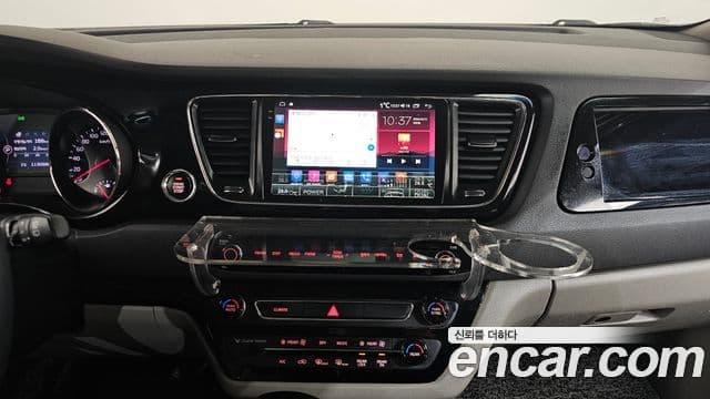 Kia All New Carnival Noblesse, 2018 14