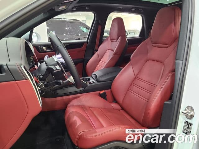 Porsche Cayenne (PO536) 3.0 Platinum Edition, 2023 10