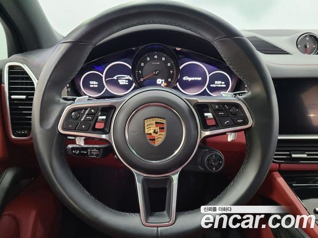 Porsche Cayenne (PO536) 3.0 Platinum Edition, 2023 18