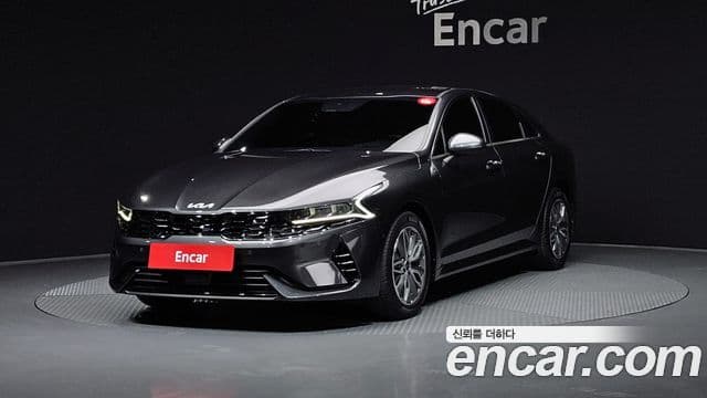 Kia K5 гибрид 3세대 Signature, 2022 1