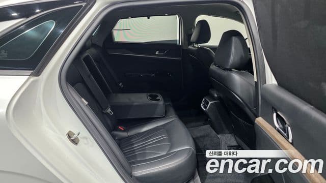 Kia K5 3세대 Signature, 2020 12