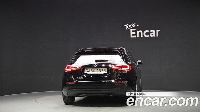 Mercedes-Benz A-класс W177 A220 хэтчбек, 2020 4