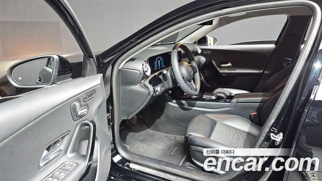 Mercedes-Benz A-класс W177 A220 хэтчбек, 2020 10