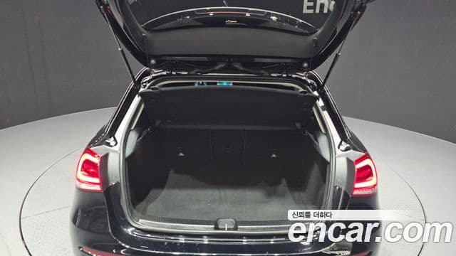 Mercedes-Benz A-класс W177 A220 хэтчбек, 2020 20