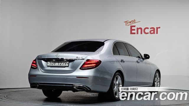 Mercedes-Benz E-класс W213 Avantgarde, 2017 2