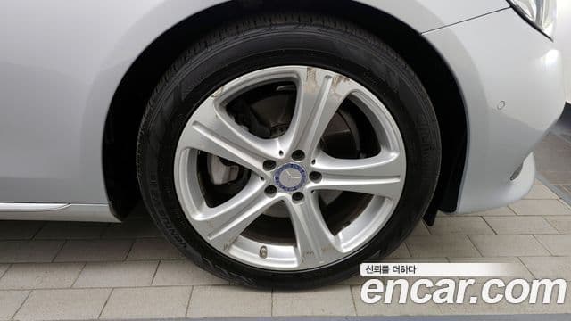 Mercedes-Benz E-класс W213 Avantgarde, 2017 все фото