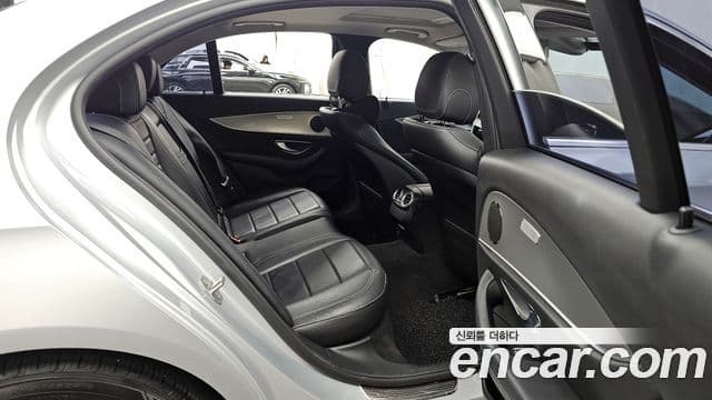 Mercedes-Benz E-класс W213 Avantgarde, 2017 12