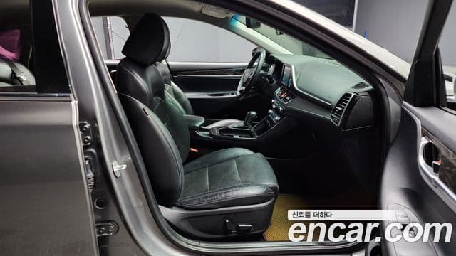 Hyundai Grandeur IG Modern, 2018 11