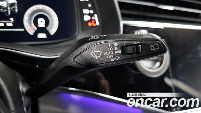 Audi Q8 (4M) Premium, 2020 9