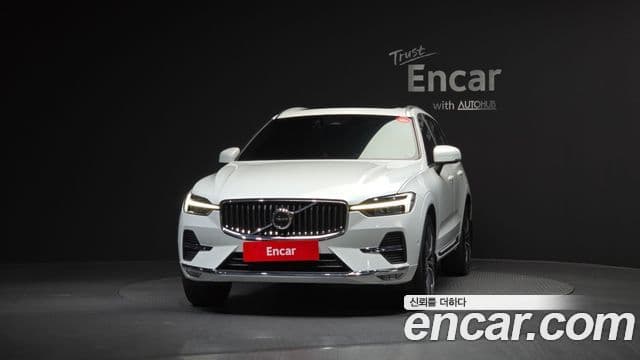 Volvo XC60 2세대 B6 Inscription, 2022 3