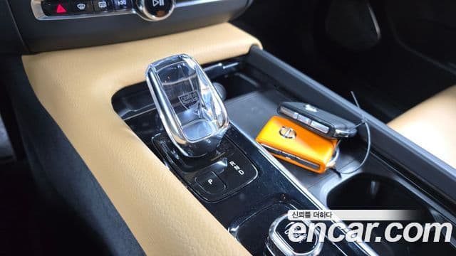 Volvo XC60 2세대 B6 Inscription, 2022 9
