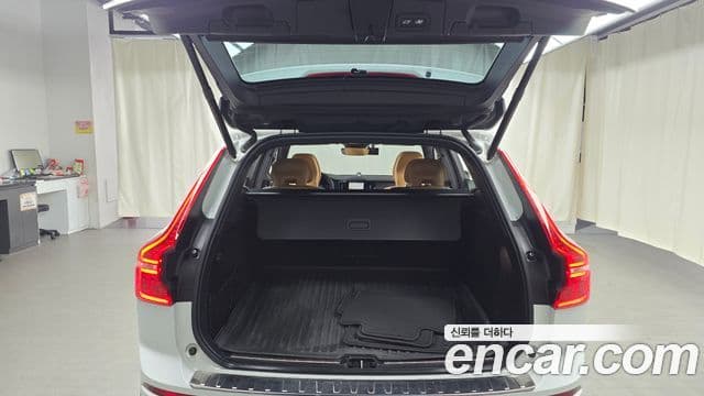 Volvo XC60 2세대 B6 Inscription, 2022 20